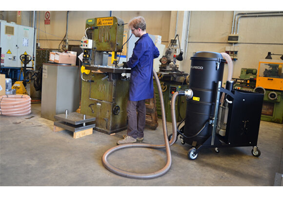 beam-categorie-industrie-mobiele-stofzuiger-2 (1) - Beam Centraal Stofzuigsystemen B.V.